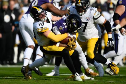 article image - Steelers Ravens Football